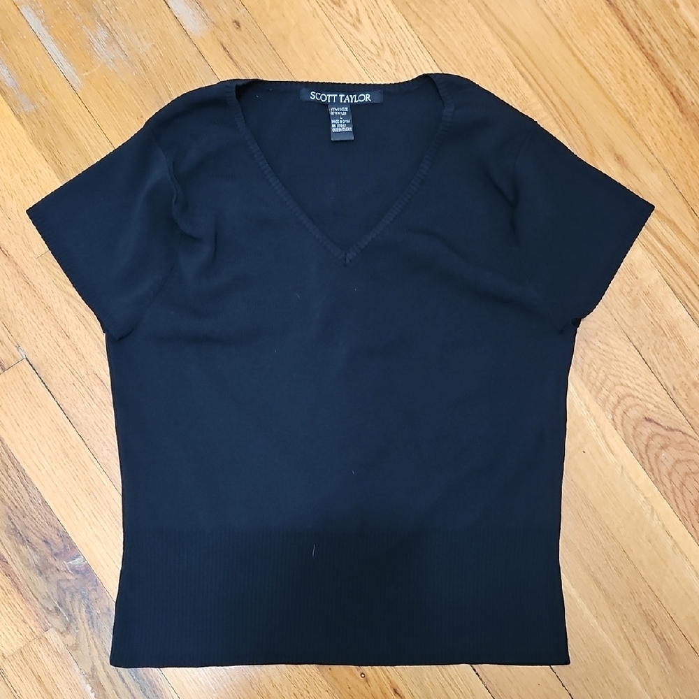 Scott Taylor Black Short Sleeve V-Neck Top